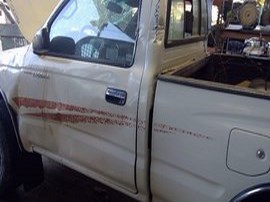 1995 TOYOTA TACOMA WHITE STD CAB 3.4 MT 2WD.  Z24860